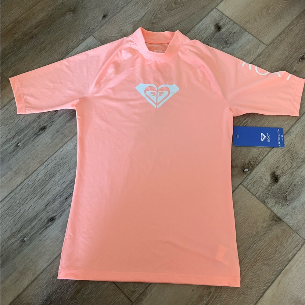 NWT Roxy Rash guard